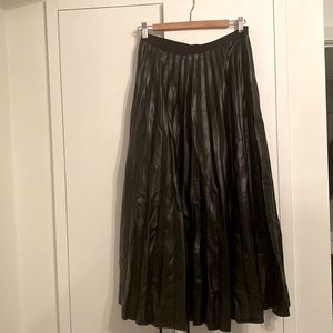 COS Elegant Black Pleated Skirt
